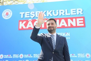 KAĞITHANE BELEDİYE BAŞKANI MEVLÜT ÖZTEKİN YENİ DÖNEM İÇİN MAZBATASINI ALDI